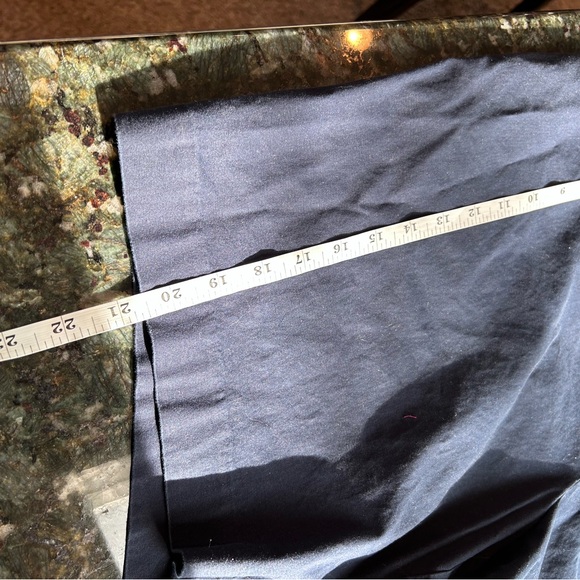 Talbots The Perfect Shorts-10.5”. Lots of 2. Khaki and navy. Classic. Prep. 20W - Picture 13 of 14